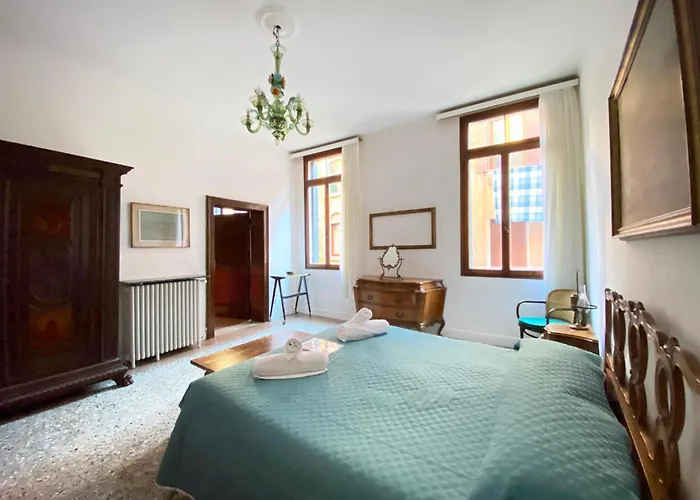 San Polo 1948 Centre 베니스