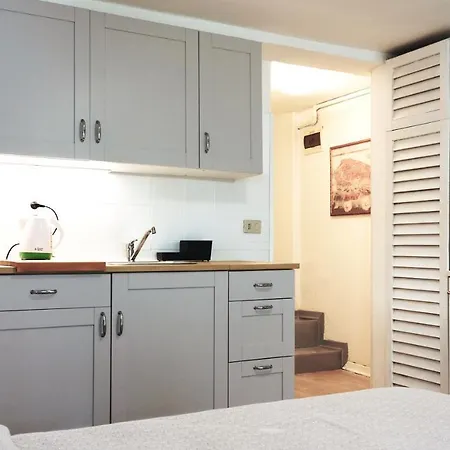 San Polo 1948 Centre アパート *