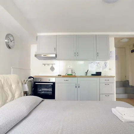 San Polo 1948 Centre アパート *