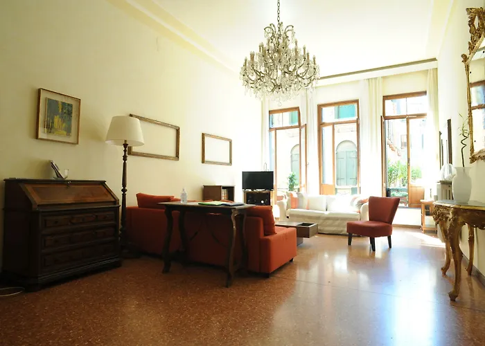 Lejlighed San Polo 1948 Centre